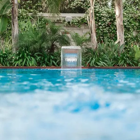 Ξενοδοχείο Monreve