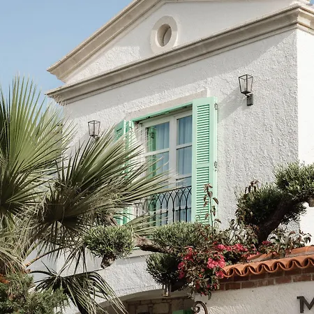 Ξενοδοχείο Monreve *