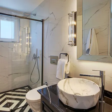 Monreve Αλακάτι